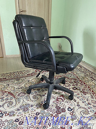 Кресло офисное кожаное Кызылорда - изображение 2