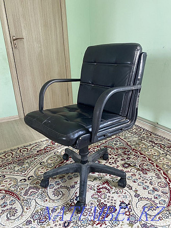 Кресло офисное кожаное Кызылорда - изображение 1