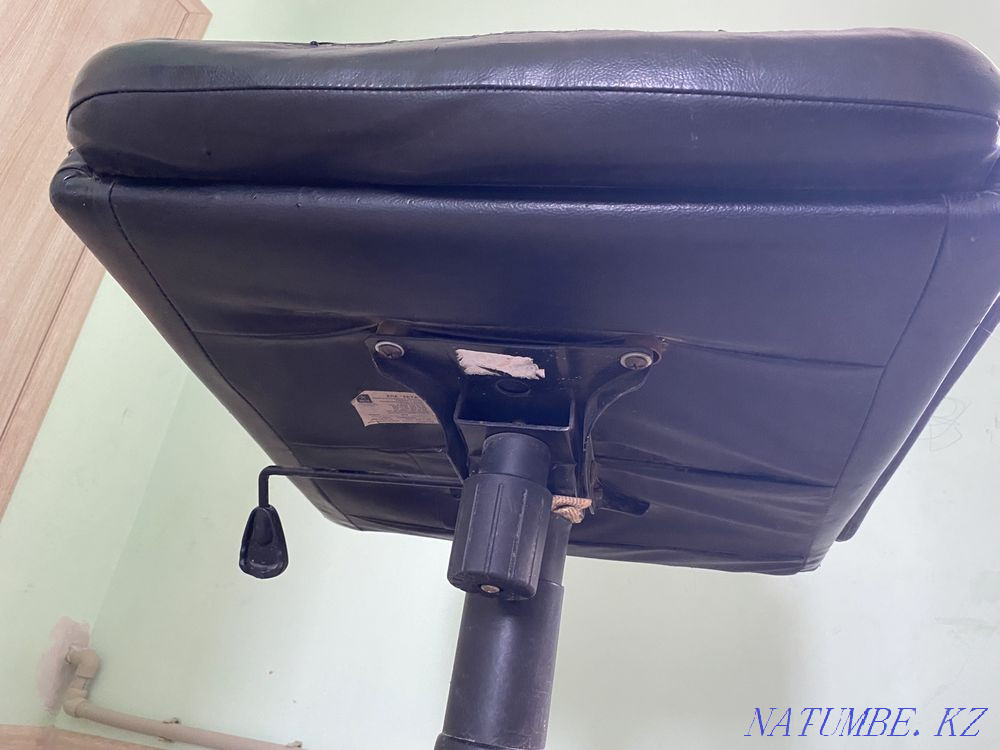 Кресло офисное кожаное Кызылорда - изображение 3