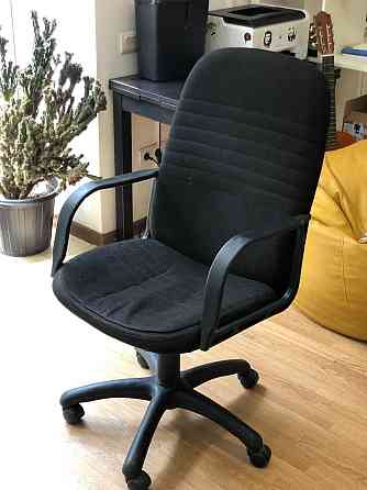 Продам Офисные кресла Almaty