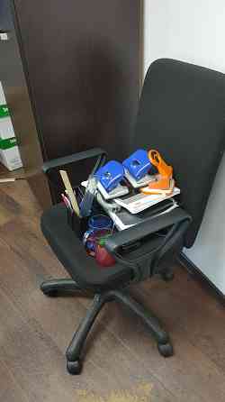 Офисные столы,кресла, шкафы Акбулак