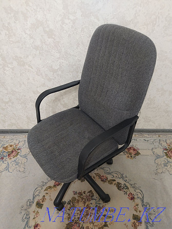 I will sell a computer chair, velor, Almaty - photo 2