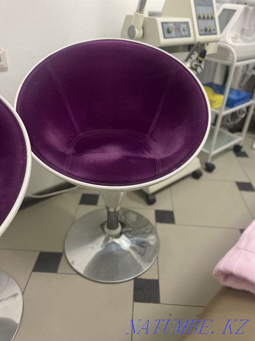 Продам кресла 2 шт за 25 000 тг Алматы - изображение 2