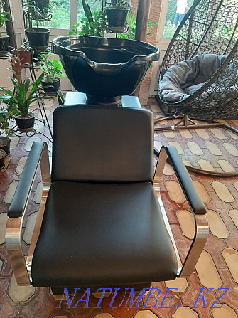 New professional barber chairs for sale.  - photo 5