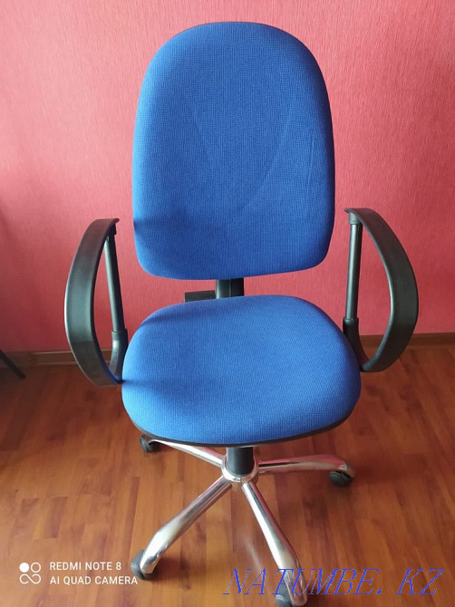 Продам офисное кресло/стул Павлодар - изображение 1