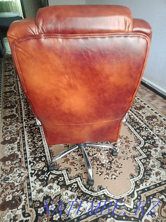 Продам кожаное кресло Нуркен - изображение 3