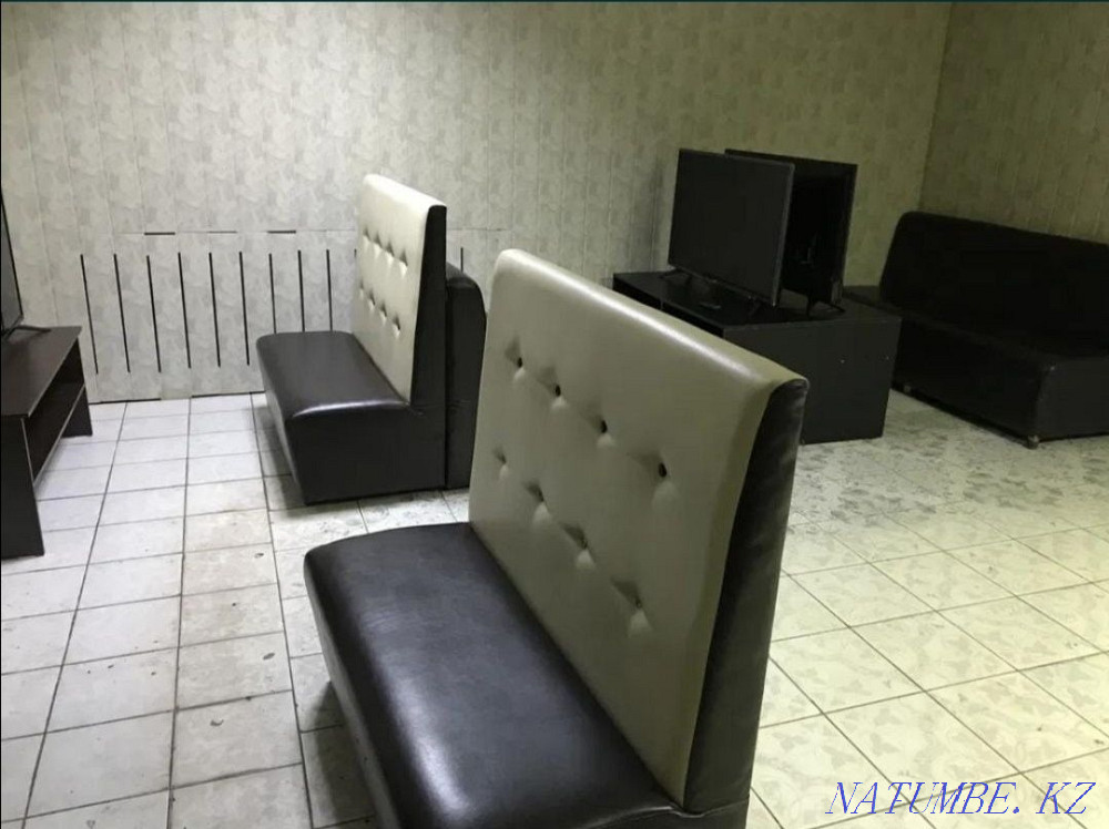 Диван мяг. кожен. для кафе, бара, ресторана. Использование модульной с Кульсары - изображение 1