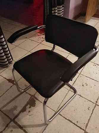 Продаются кресла-стулья Kentau