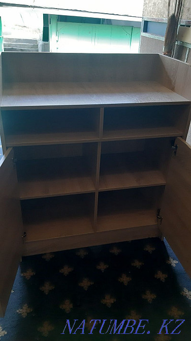 срочно продаются кресла и столик Алматы - изображение 4