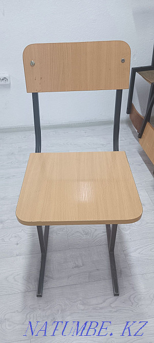 Selling student chairs  - photo 1