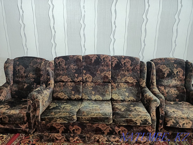 Sofa and two armchairs Shymkent - photo 1