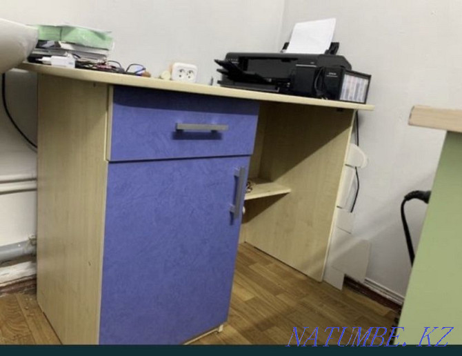 Стол офисный и маникюрный Усть-Каменогорск - изображение 2