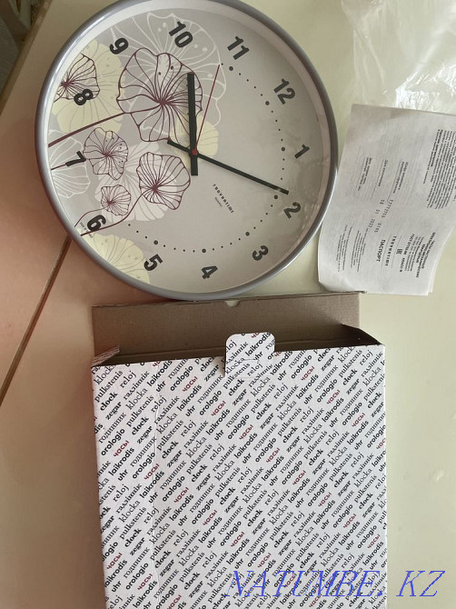 Wall clock Almaty - photo 1