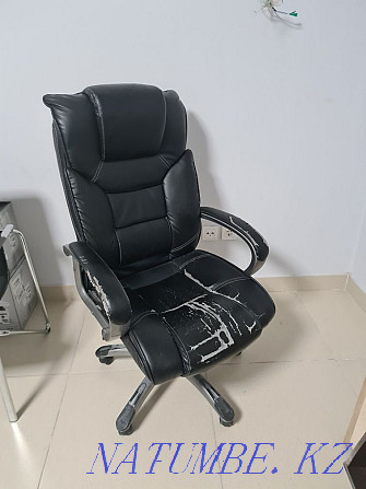 Кресло офисное кожаное Кайтпас - изображение 1