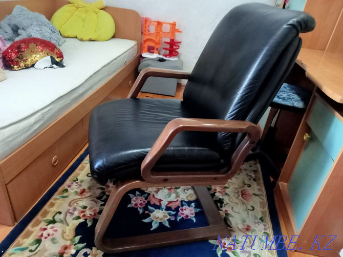 Продам кожаное кресло nadir extra cf/lb Кыргауылды - изображение 3