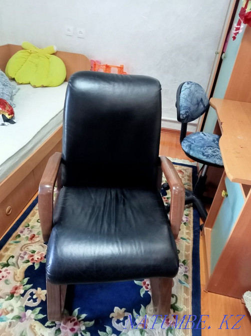 Продам кожаное кресло nadir extra cf/lb Кыргауылды - изображение 2