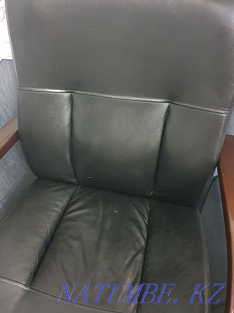 Кожаное кресло директора Алматы - изображение 3