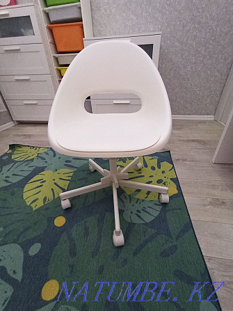 Ikea chair for sale, Ikea desk. Oral - photo 1