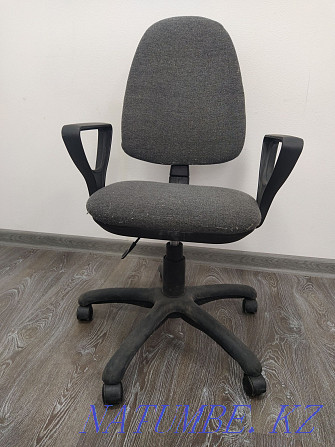 Office chair with backrest on wheels Нуркен - photo 3
