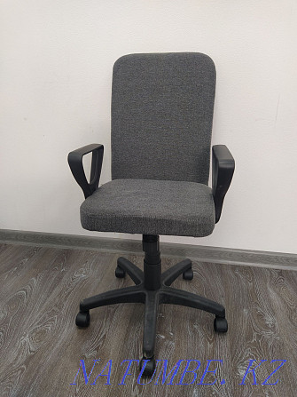 Office chair with backrest on wheels Нуркен - photo 1