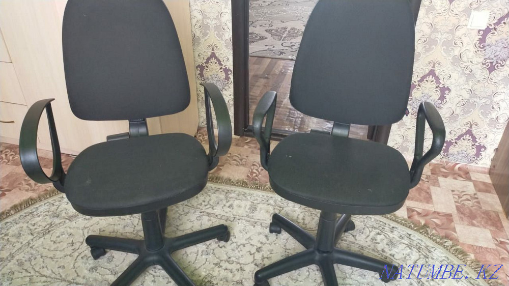 Продам кресла в хорошем состоянии.  - изображение 1