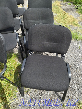 Black chairs in good condition Нуркен - photo 3