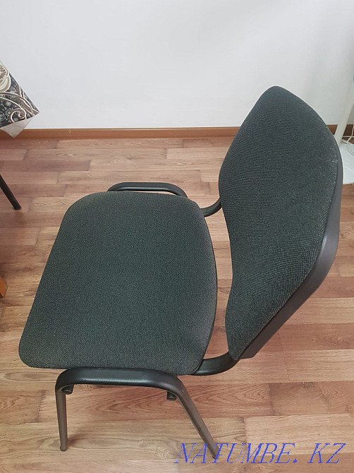 Өте жақсы жағдайда орындықтар сатылады.  Алматы - изображение 1