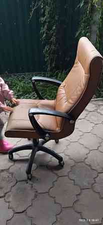 Кресло офисное кожанное Алматы