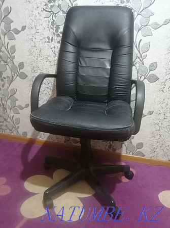 Продам кресло для офиса или для работы на компьютере дома. Актау - изображение 1