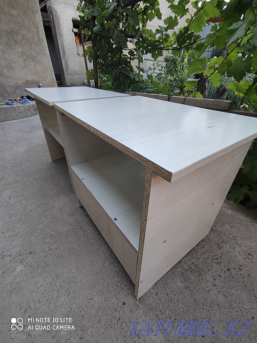 Urgently selling leather black sofa. Surface size 150*60 Нурмухамеда Есентаева - photo 3