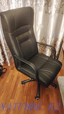 Продам кожаное кресло Шымкент - изображение 1
