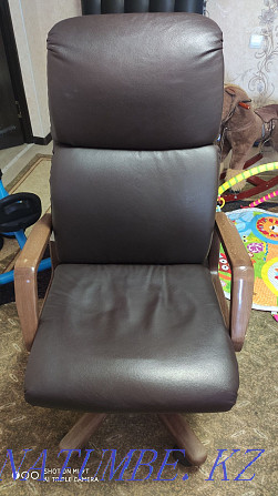 Продам кожаное кресло Конаев - изображение 1