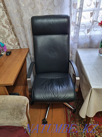 Кресло кожаное продам.  - изображение 3