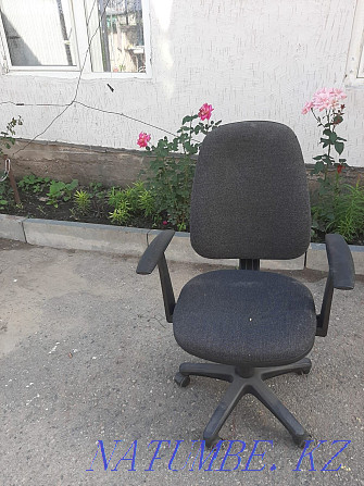 Кресло на калесиках Алматы - изображение 1