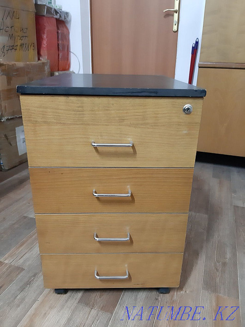 Used chest of drawers with 4 drawers Almaty - photo 1