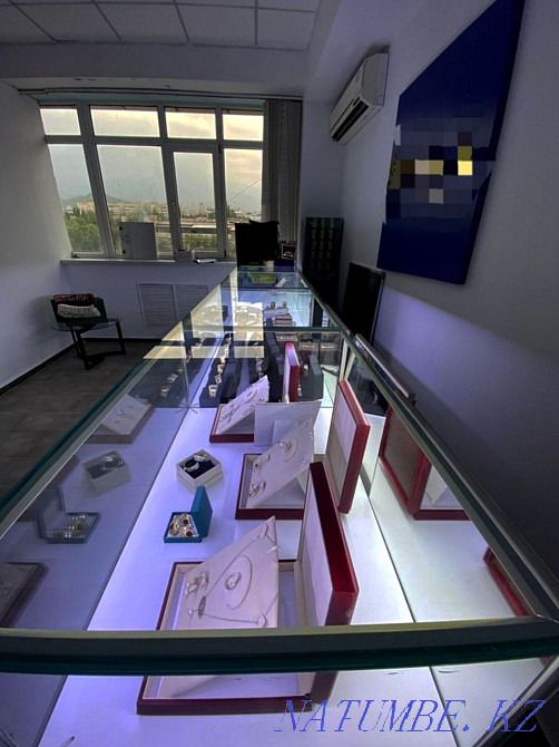 Витрина для Ювелирного Магазина Стеклянный Шкаф Полки Купить в Алматы Алматы - изображение 3