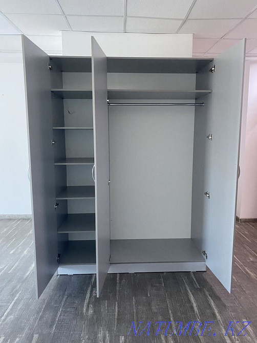 Шкаф в офис для верхней одежды Астана - изображение 2