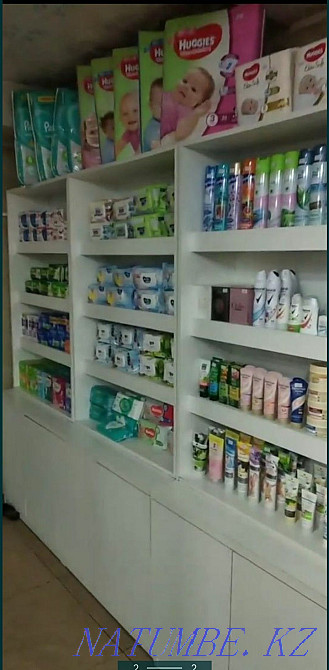 Showcases shelving shelves  - photo 1