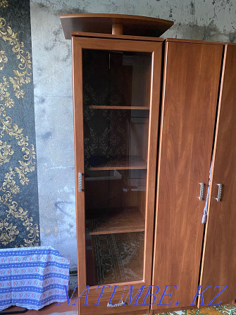 Kicked cabinet with glass Karagandy - photo 3