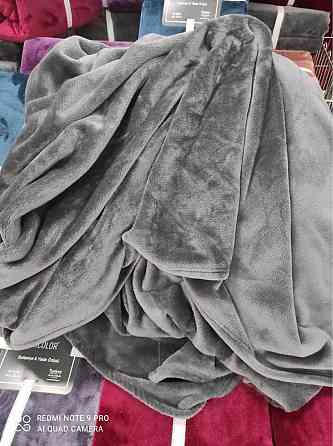 Скатерти с салфетками (26),халаты,пледы Астана