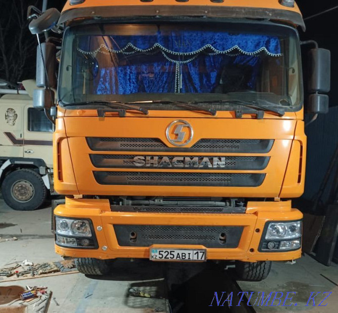 Freight transport Shanciman SHACMAN, Hova. Cargo transportation: crushed stone, GPS Shymkent - photo 1