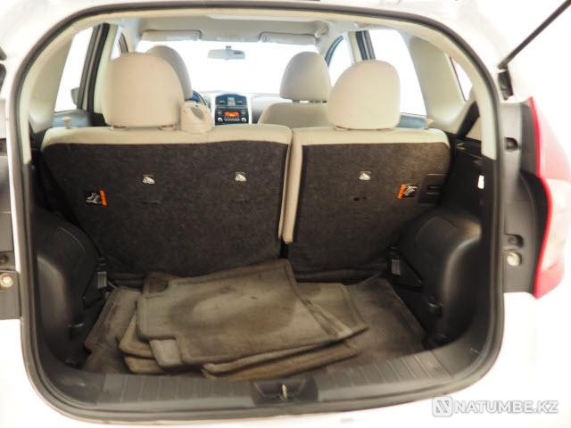 Nissan Versa  2015    года Джерси-Сити - изображение 7