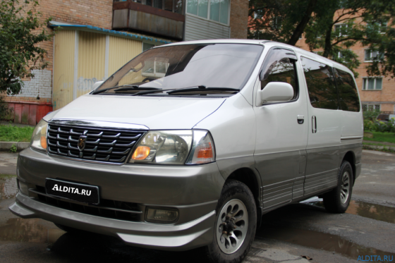 Лот №1 Grand Hiace Vladivostok