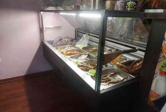 Продам витринный холодильник Almaty
