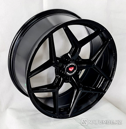 Астанадағы дөңгелектер r20 5x114.3 Бренд Vossen  Астана - изображение 2