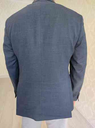 Продам пиджак синего цвета б/у Almaty