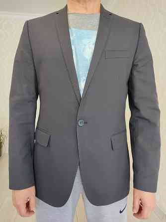 Продам коричневый пиджак, б/у Almaty