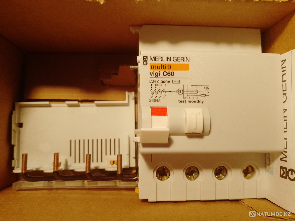 RCD MERLIN GERIN 4P 63A 300mA Almaty - photo 1