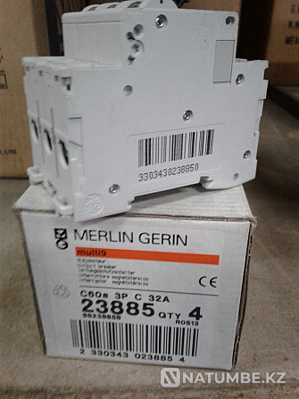 Schneider Electric MERLIN GERIN" 3р32 А Алматы - изображение 1