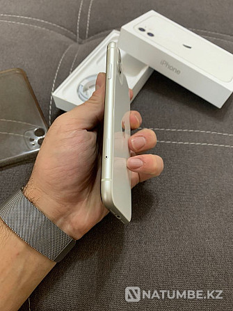 Iphone 11 on 128gb silver iPhone 11 Almaty - photo 4